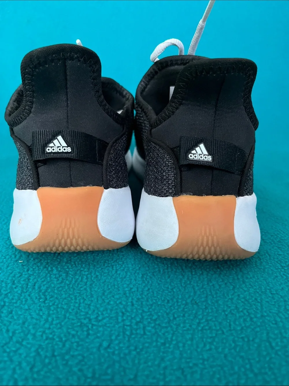 adidas Women's Cloudfoam Plus Black Knit Sneakers with White Laces Size 10